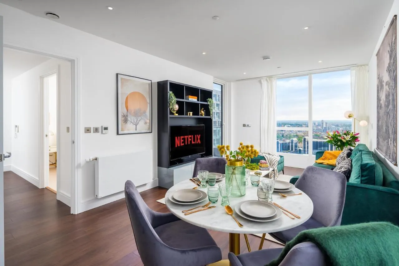 Luxurious Spacious 2Bed Suites Skyline River Views By Canary Wharf London Apartment