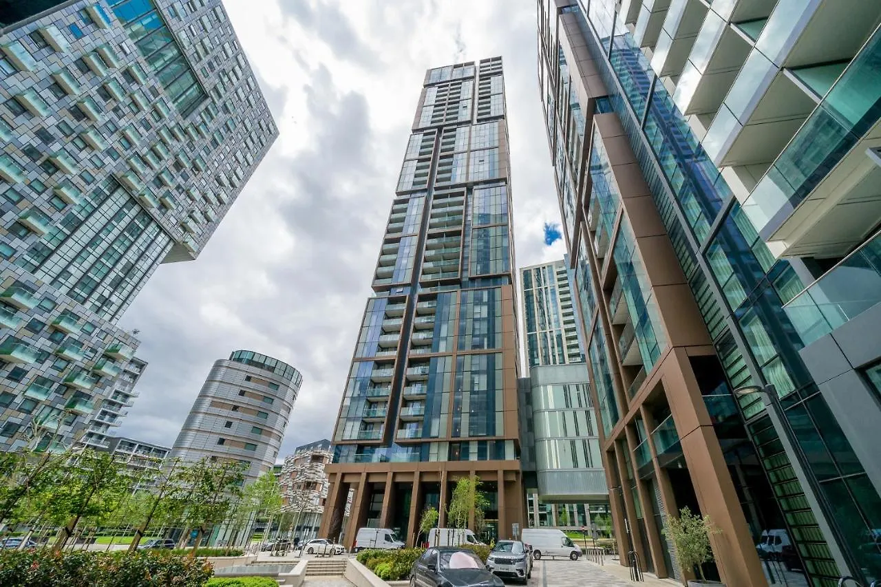 Luxurious Spacious 2Bed Suites Skyline River Views By Canary Wharf London Apartment
